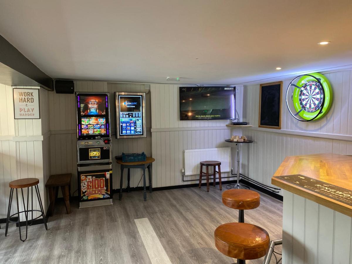 The New Wheel Inn Лимингтън Екстериор снимка